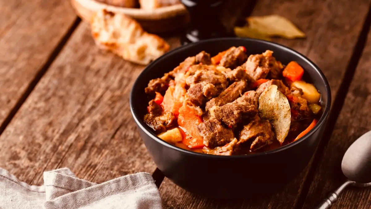 cooking cube steak recipe using the best Manual Slow Cooker