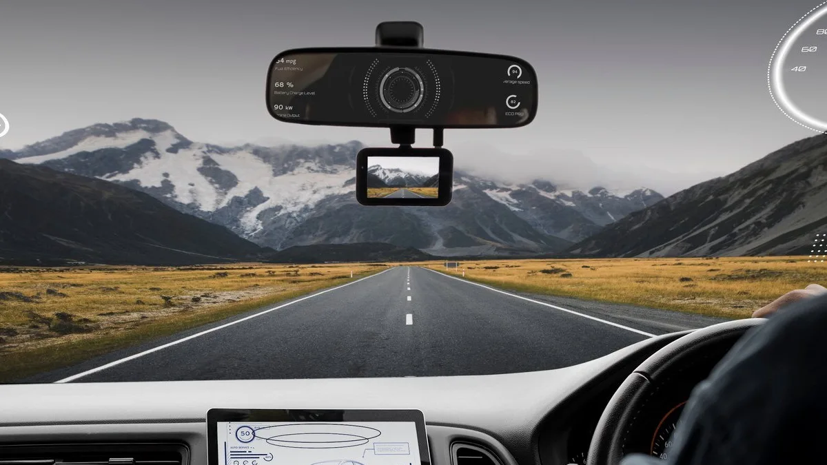 Dash Cam in car showing the road ahead. comparing Vantrue N4 Pro, BlackVue DR970X-2CH, and PRUVEEO 360° for quality and features